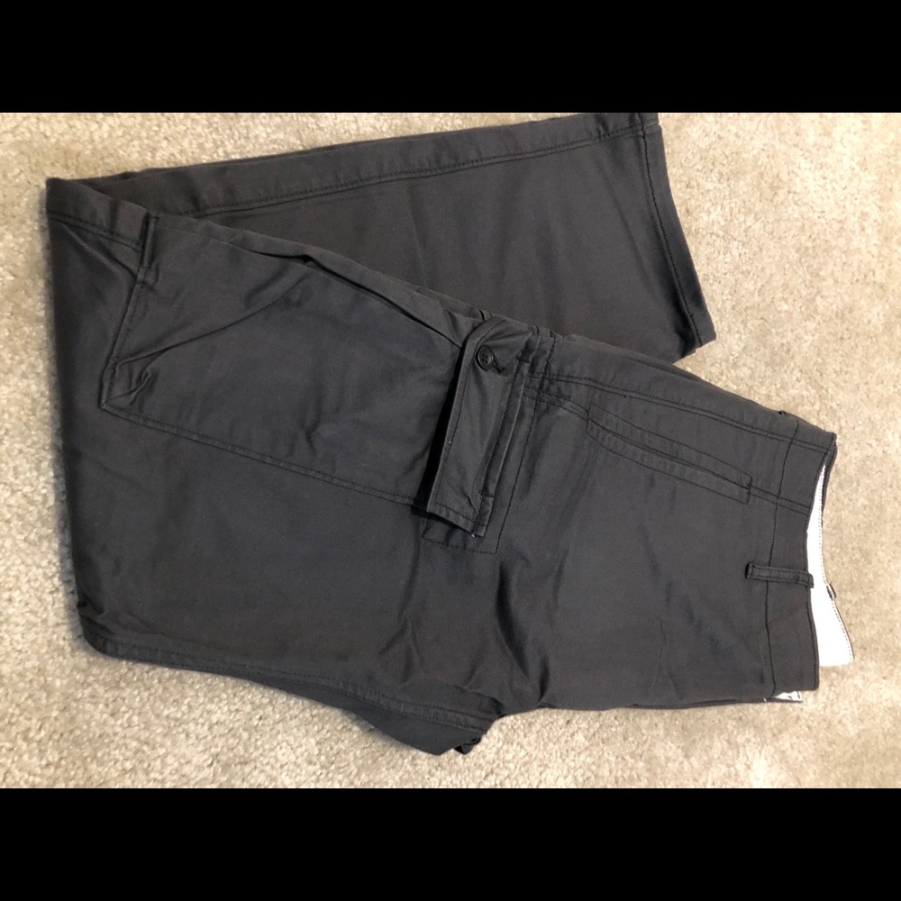 Men’s Levi Khaki pants Sz 32.32
